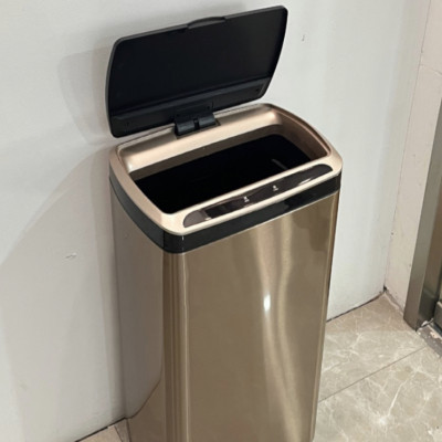 Thùng Rác Tự Động inox 40L