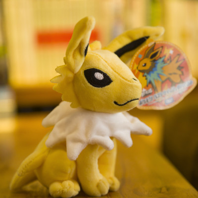 Gấu bông pokemon Eevee (eevui) Jolteon hệ điện (20cm--->30cm) nguyên tem nguyên tag xịn mịn đẹp hàng cao cấp, an toàn cho trẻ nhỏ