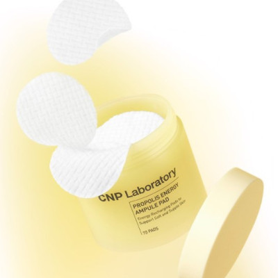 Bông dưỡng da đa năng chiết xuất keo ong CNP Propolis Ampule Pad (70pads)