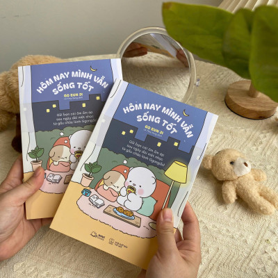 Sách - Hôm Nay Mình Vẫn Sống Tốt - Gửi Bạn Cái Ôm Ấm Áp Sau Ngày Dài Mệt Nhọc Từ Gấu Chữa Lành Ggongdal