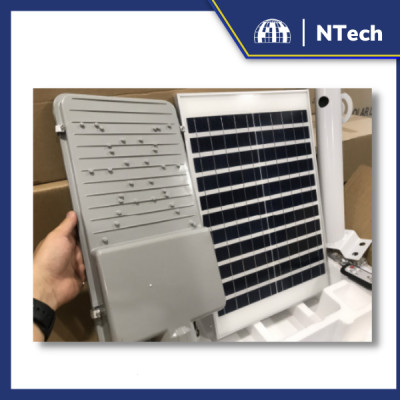 Đèn đường rời thể năng lượng mặt trời Jindian JD-E6200 Công suất 200W Khung Nhôm, Chip Led "SMD" 