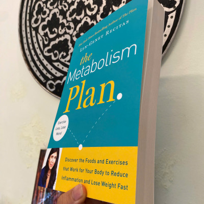 Sách - The Metabolism Plan Discover Foods and Exercises that Work for Your Body by Lyn-Genet Recitas