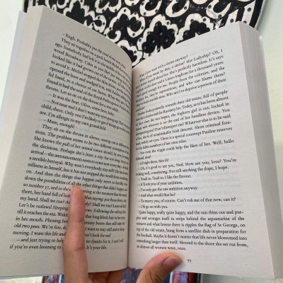 Sách - NW by Zadie Smith | Bestseller - Contemporary British Fiction | Sách ngoại văn nhập khẩu