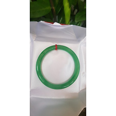 Vòng cẩm thạch Đậu Lý AI CN 53mm Ni 53mm x cọng 7mm Màu xanh Ngọc Đậm đều bóng đẹp xinh xắn Hợp Nữ mệnh Mộc mệnh Hỏa mệnh Thủy 52kg-56kg đeo đẹp ạ