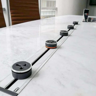 Ổ Cắm Điện Line8 MLT-1 - Body Màu Trắng - Chuẩn Quốc Tế - Chính hãng