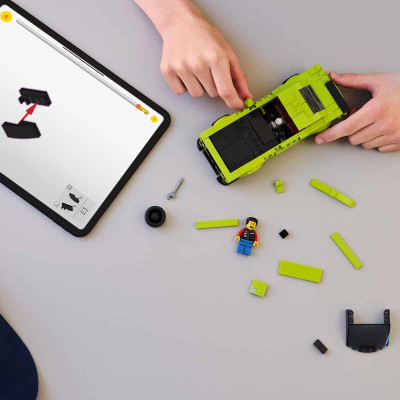 LEGO SPEED CHAMPIONS 77237 Đồ Chơi Lắp Ráp Xe Thể Thao Dodge Challenger SRT Hellcat (390 Chi Tiết)