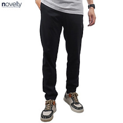 Quần thể thao nam Novelty Regular fit họa tiết in phản quang đen NQTMMDNPSR230591D