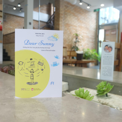 Sách - Dear Sunny - Những Bức Thư Trao Gửi Yêu Thương Và Trí Tuệ