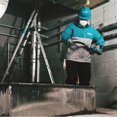 MÁY ĐẦM BÊTÔNG DÙNG PIN 20V (2 PIN 2.0AH VÀ 1 SẠC) TOTAL TCVLI2023013 - HÀNG CHÍNH HÃNG