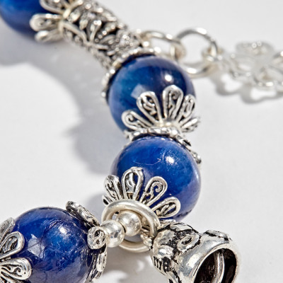 Vòng Đá Kyanite Phối Charm Nốt Nhạc Bạc Ngọc Quý Gemstones