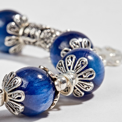 Vòng Đá Kyanite Phối Charm Nốt Nhạc Bạc Ngọc Quý Gemstones