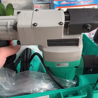 MÁY ĐỤC BÊ TÔNG 17MM 1050W DCA AZG05-6 - HÀNG CHÍNH HÃNG