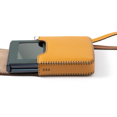 Ví da dành cho Motorola Razr 2022 - Hàng chính hãng