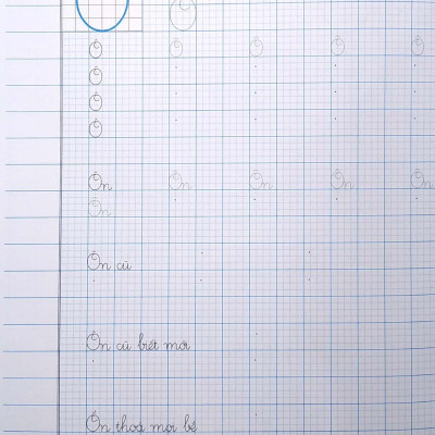 Vở tập viết 3 - Tập 2 (Biên Soạn Theo Chương Trình SGK "Kết Nối Tri Thức Với Cuộc Sống")