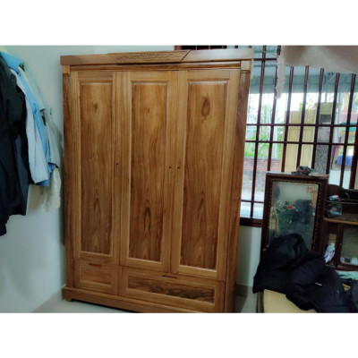 Tủ Quần Áo 3 Cánh Hương Xám Tại Nhà Bác Sơn ở Diễn Phong Diễn Châu Nghệ An FB 095 giá thật
