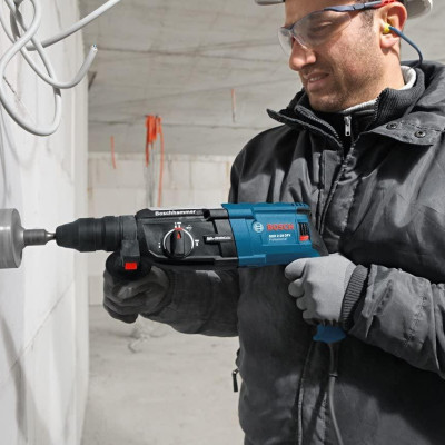 MÁY KHOAN BÚA 820W 3,2J BOSCH GBH 2-28 DV - HÀNG CHÍNH HÃNG