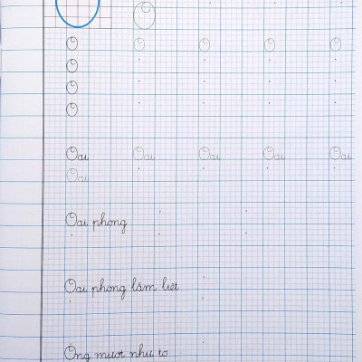 Vở tập viết 3 - Tập 2 (Biên Soạn Theo Chương Trình SGK "Kết Nối Tri Thức Với Cuộc Sống")