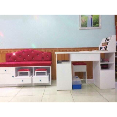 Ghế nail m5 3 gác chân đủ màu