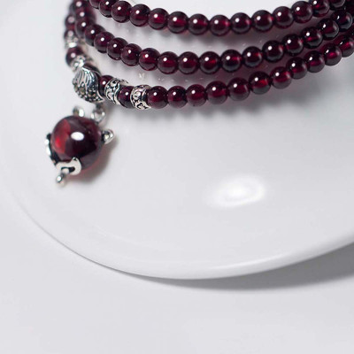 Vòng tay đá garnet 3 line mặt hồ ly mệnh hỏa, thổ - Ngọc Quý Gemstones