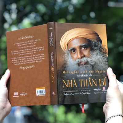 Sách Trò Chuyện Với Nhà Thần Bí ( Midnight With The Mystic ) + Bộ Thẻ Ảnh Sahguru - Sách Tôn Giáo Tâm Linh, Nghệ Thuật Sống - Hiệu Sách Genbooks, Bìa Cứng In Màu