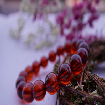 Vòng tay phong thủy đá Hổ Phách đỏ, Vòng tay đá Hổ Phách đỏ VIP cao cấp 12ly