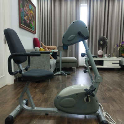 Xe đạp điện Dual E-Bike dành cho người chân tay yếu, hỗ trợ tập luyện bằng điện