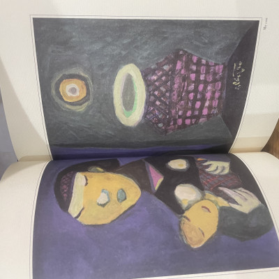 BỈ VỎ - PHIÊN BẢN BÌA CỨNG CÓ ÁO KHOÁC, MINH HỌA MÀU, CÓ KÝ TẶNG CỦA HỌA SĨ HOÀNG PHƯỢNG VỸ