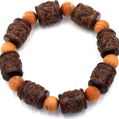 Vòng tay chuỗi hạt trụ rồng gỗ đàn hương TRNM5