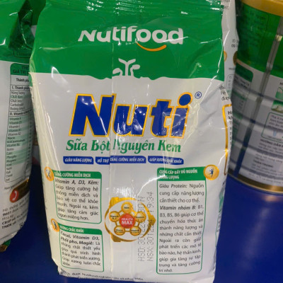 Thùng sữa bột Nguyên Kem Nutifood 400g (30 gói/thùng)