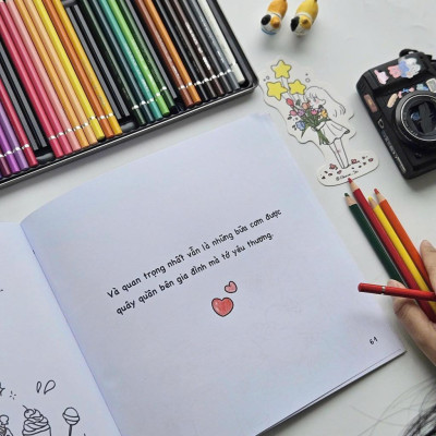 Sách - Những Ngày Nhỏ Xíu - AZ Việt Nam