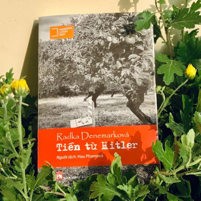 Tiền Từ Hitler - Radka Denemarková