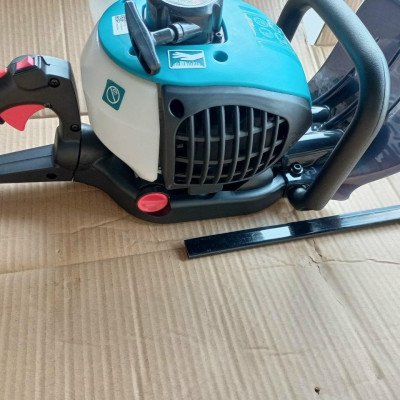 MÁY CẮT TỈA HÀNG RÀO 0.75KW-25.4CC TOTAL TGT5265511 - HÀNG CHÍNH HÃNG