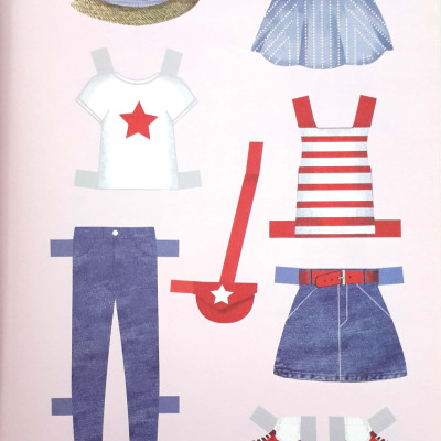 Thiết Kế Thời Trang Cho Búp Bê