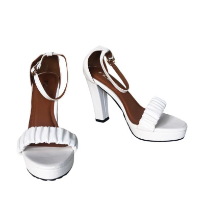 Sandal nữ quai nhún siêu hot  dành cho bạn 21819