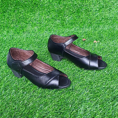 Giày nữ gót vuông 5cm hở mũi Trường Hải da bò màu đen CG145