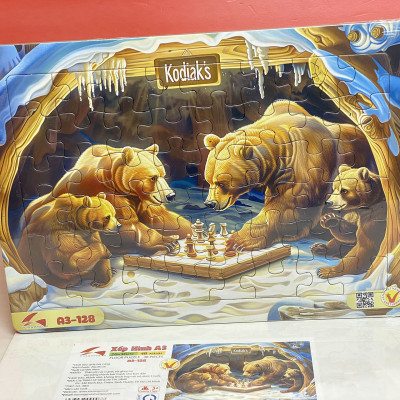 Xếp hình Tia Sáng Nhà Gấu đấu cờ  (48 Mảnh Ghép)