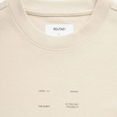 Áo thun tay ngắn nam có in. Regular - RT 10F24TSS065 | ROUTINE CÀ MAU