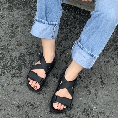 Giày Sandal Nữ The Bily 02W Quai Chéo Đôi - Màu Đen BL02WD