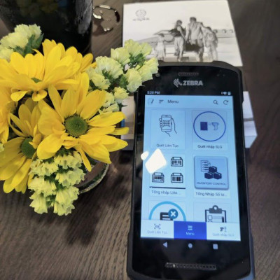 Máy quét mã vạch Zebra TC21 - TC210K-01A222-A6 (có camera trước) - HÀNG CHÍNH HÃNG
