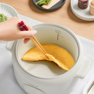 Nồi điện đa năng LocknLock Digital multipot EJP186VY lòng nồi chống dính, có chức năng hẹn giờ, dung tích 1.2L - Màu ngà - Hàng chính hãng