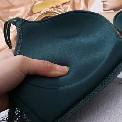 Bộ Lót Nữ Trơn Mút Vừa Không Gọng Phối Ren Lưng B04 – Set 3 Áo Màu Đen, Trắng, Xanh Rêu