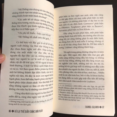 Kỳ Lạ Thế Đấy Cuộc Đời Này - Daniil Granin