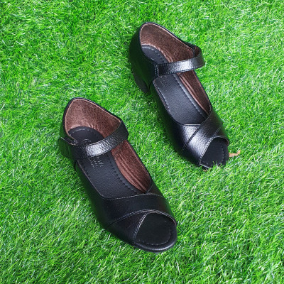 Giày nữ gót vuông 5cm hở mũi Trường Hải da bò màu đen CG145