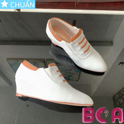 Giày đế xuồng nữ 4p RO624 ROSATA tại BCASHOP kết hợp thiết kế giày thể thao độc lạ và thời trang