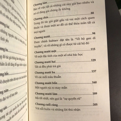 Kỳ Lạ Thế Đấy Cuộc Đời Này - Daniil Granin