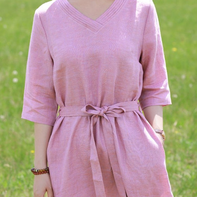 Đầm suông linen nữ cổ V, thiết kế trơn basic, thời trang nữ thanh lịch, nhẹ nhàng NH198 hồng