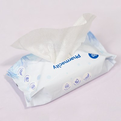 Khăn ướt Pharmacity (20 miếng) - Dịu nhẹ, không mùi, không cồn