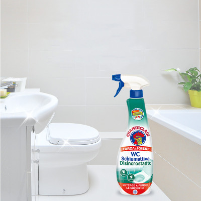 Xịt tẩy bồn cầu & Tẩy rêu nền xi măng, tẩy gạch men nhà tắm ố vàng Chanteclair WC Ý 625ml