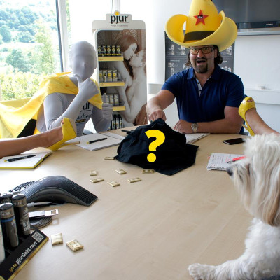 Gel bôi trơn silicone Pjur Original cho nam nữ chai 100ml có hiệu quả cao, không gây bết dính an toàn cho mọi loại da